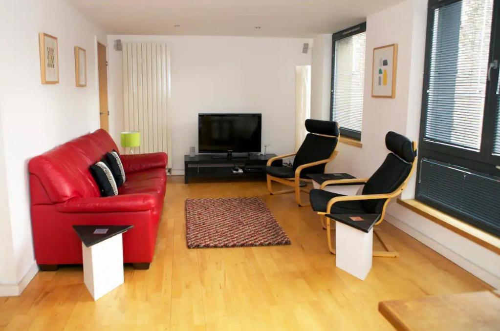 אדינבורו Joivy Inviting Flat With Parking In Canonmills מראה חיצוני תמונה