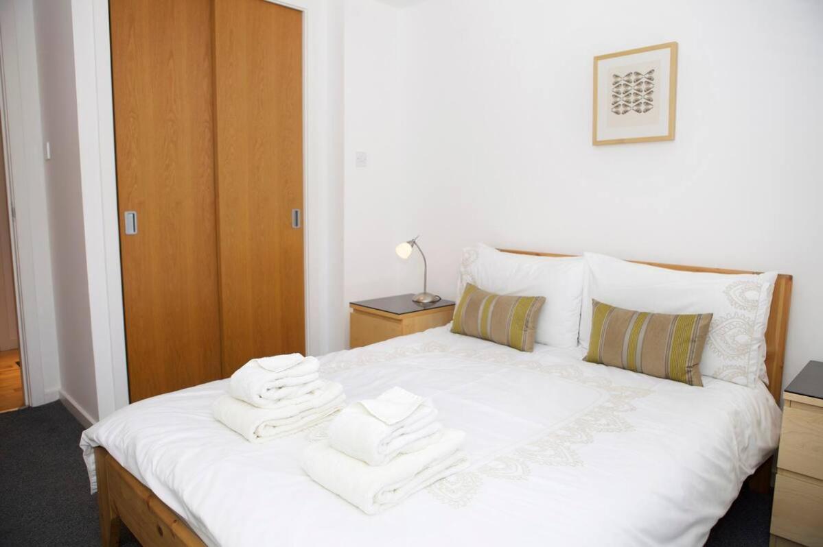 אדינבורו Joivy Inviting Flat With Parking In Canonmills מראה חיצוני תמונה